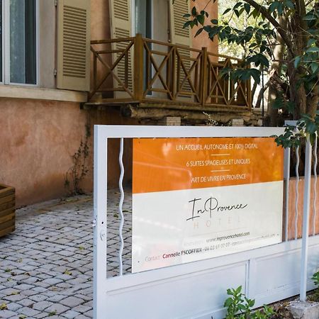 In Provence Hotel - Experience Atypique Венел Екстериор снимка