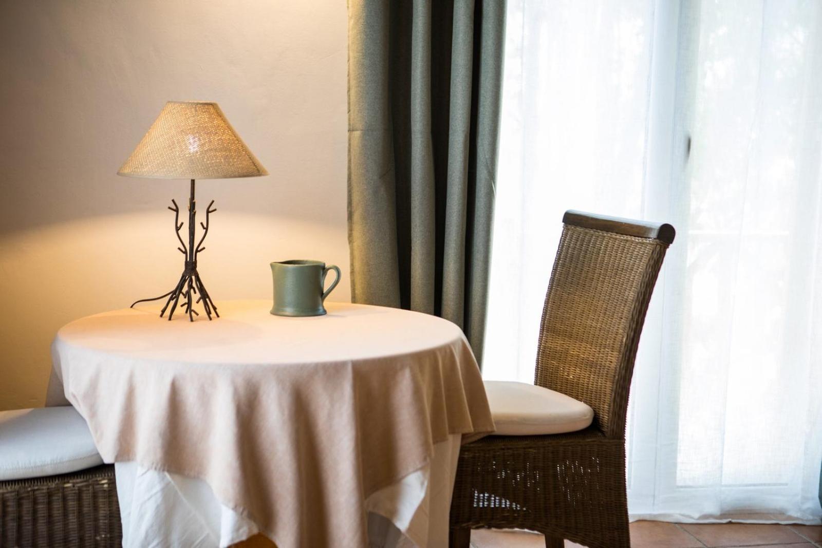 In Provence Hotel - Experience Atypique Венел Екстериор снимка