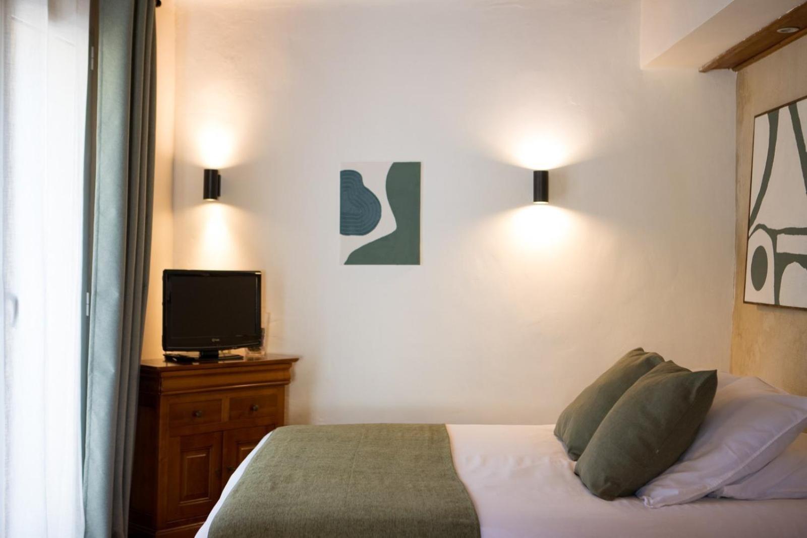In Provence Hotel - Experience Atypique Венел Екстериор снимка