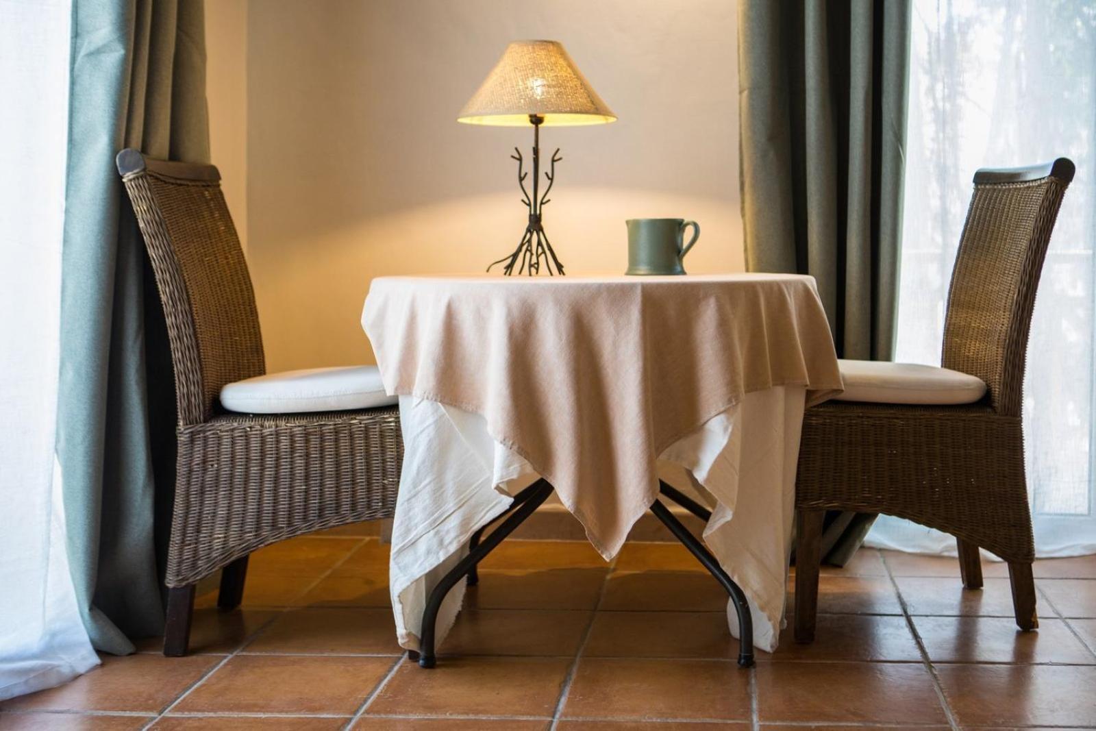 In Provence Hotel - Experience Atypique Венел Екстериор снимка