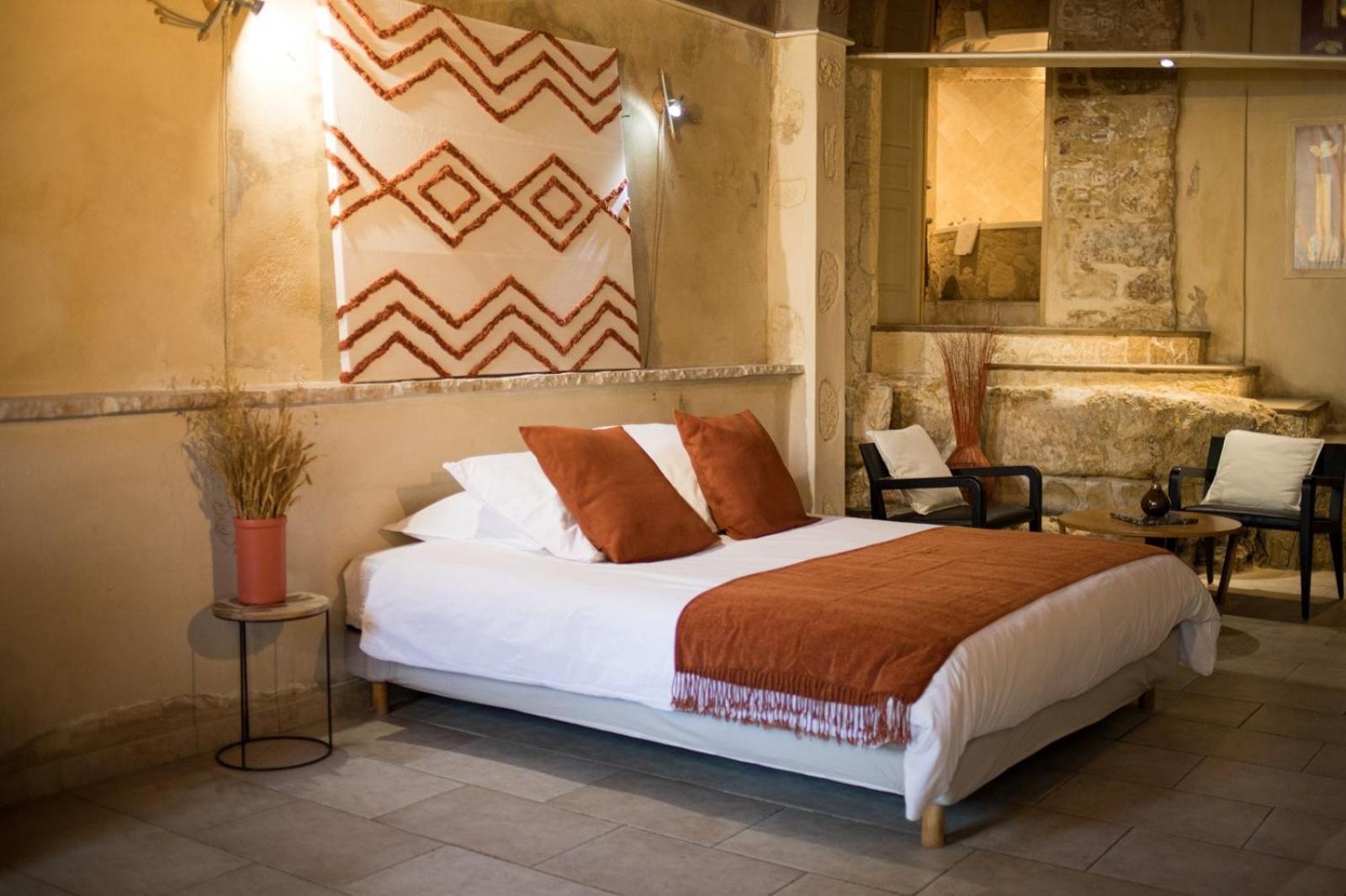 In Provence Hotel - Experience Atypique Венел Екстериор снимка