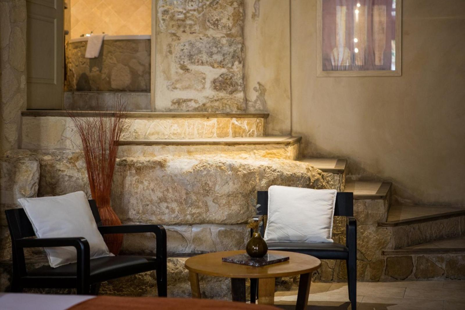 In Provence Hotel - Experience Atypique Венел Екстериор снимка