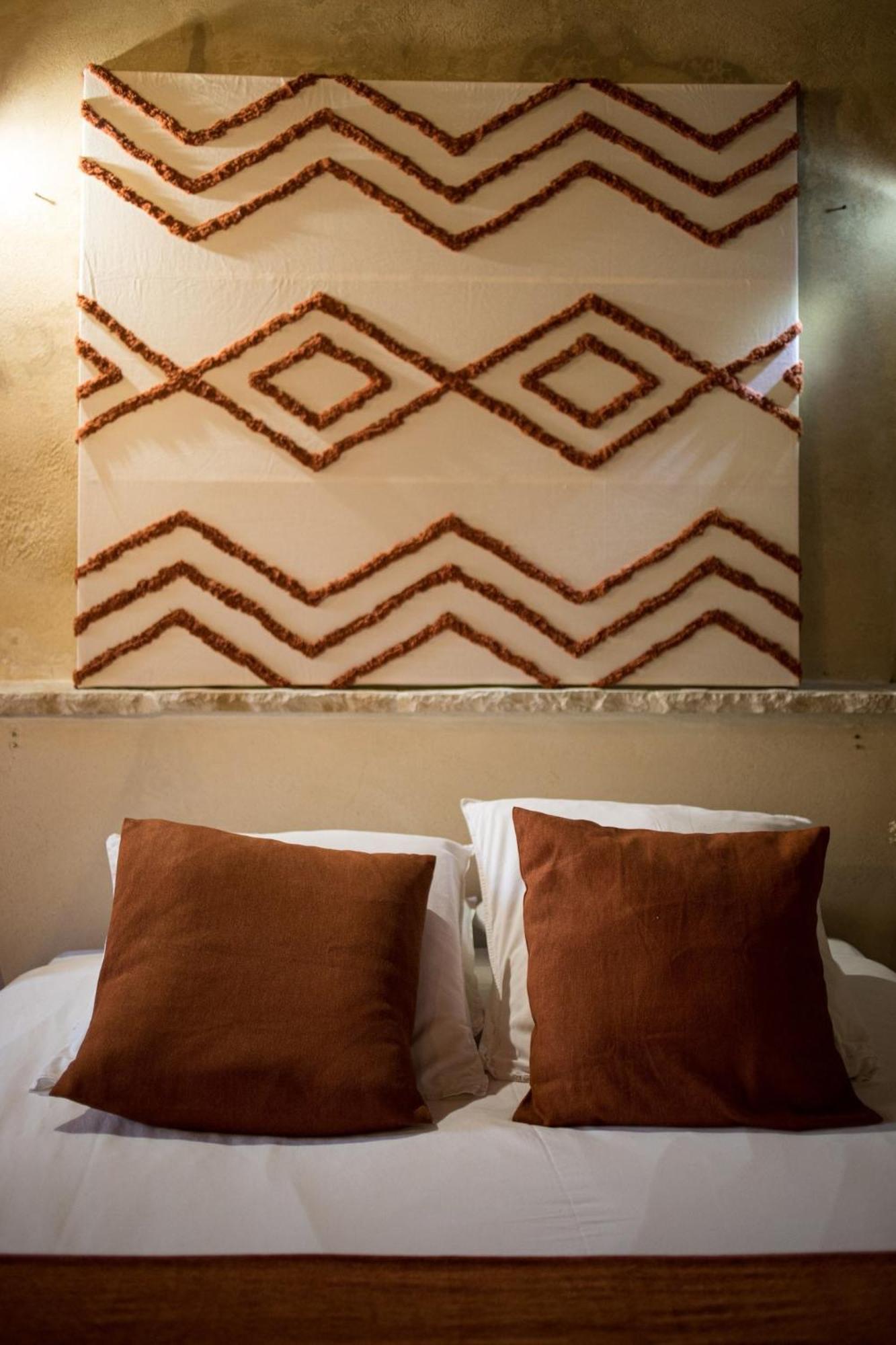 In Provence Hotel - Experience Atypique Венел Екстериор снимка