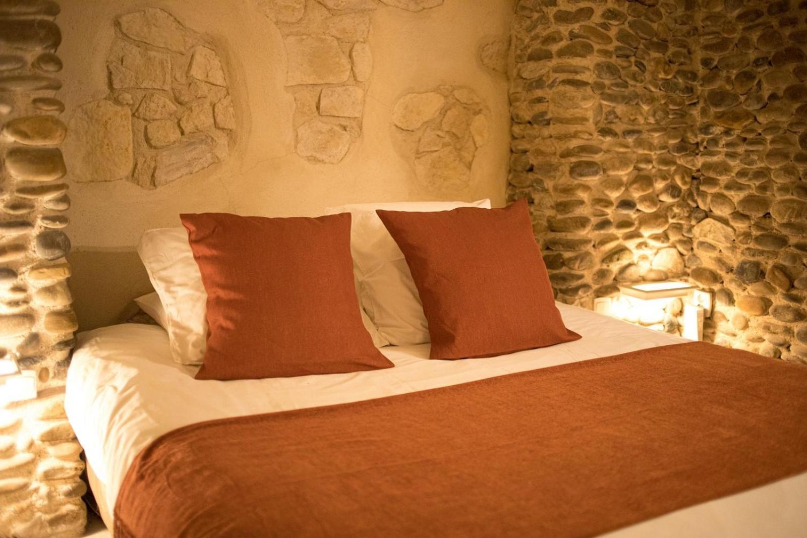 In Provence Hotel - Experience Atypique Венел Екстериор снимка